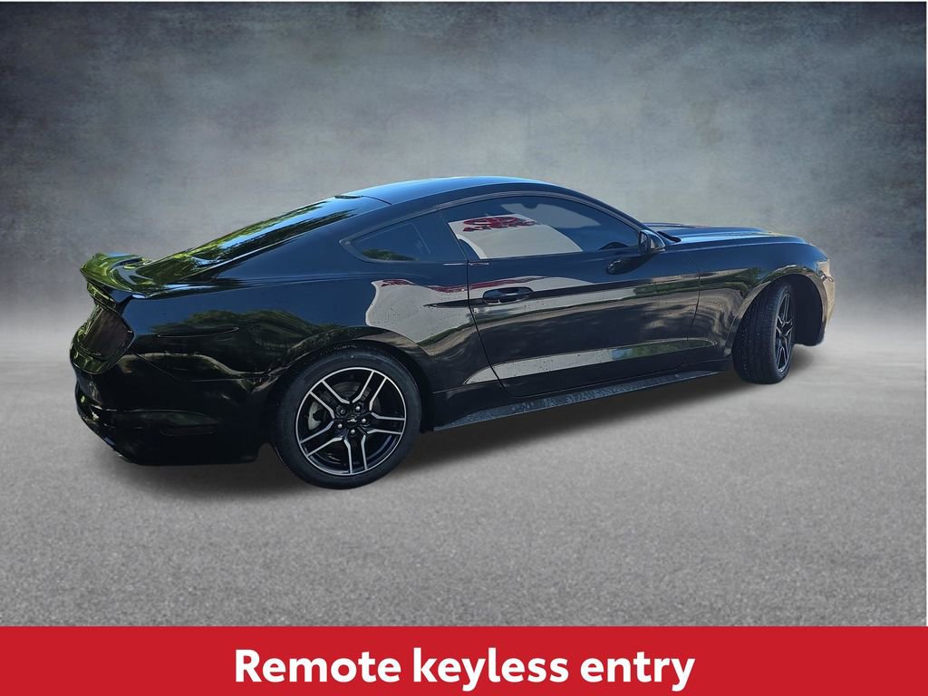 Used 2017 Ford Mustang Coupe RWD image 5