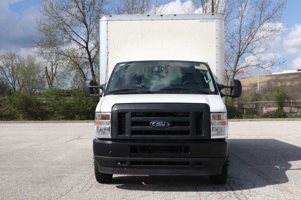 Used 2024 Ford E-350 and Econoline 350 Super Duty image 3