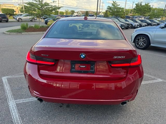 Used 2023 BMW 330i xDrive Sedan w/ Convenience Package AWD/4WD image 8