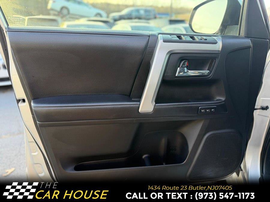 Used 2017 Toyota 4Runner Limited AWD/4WD image 14