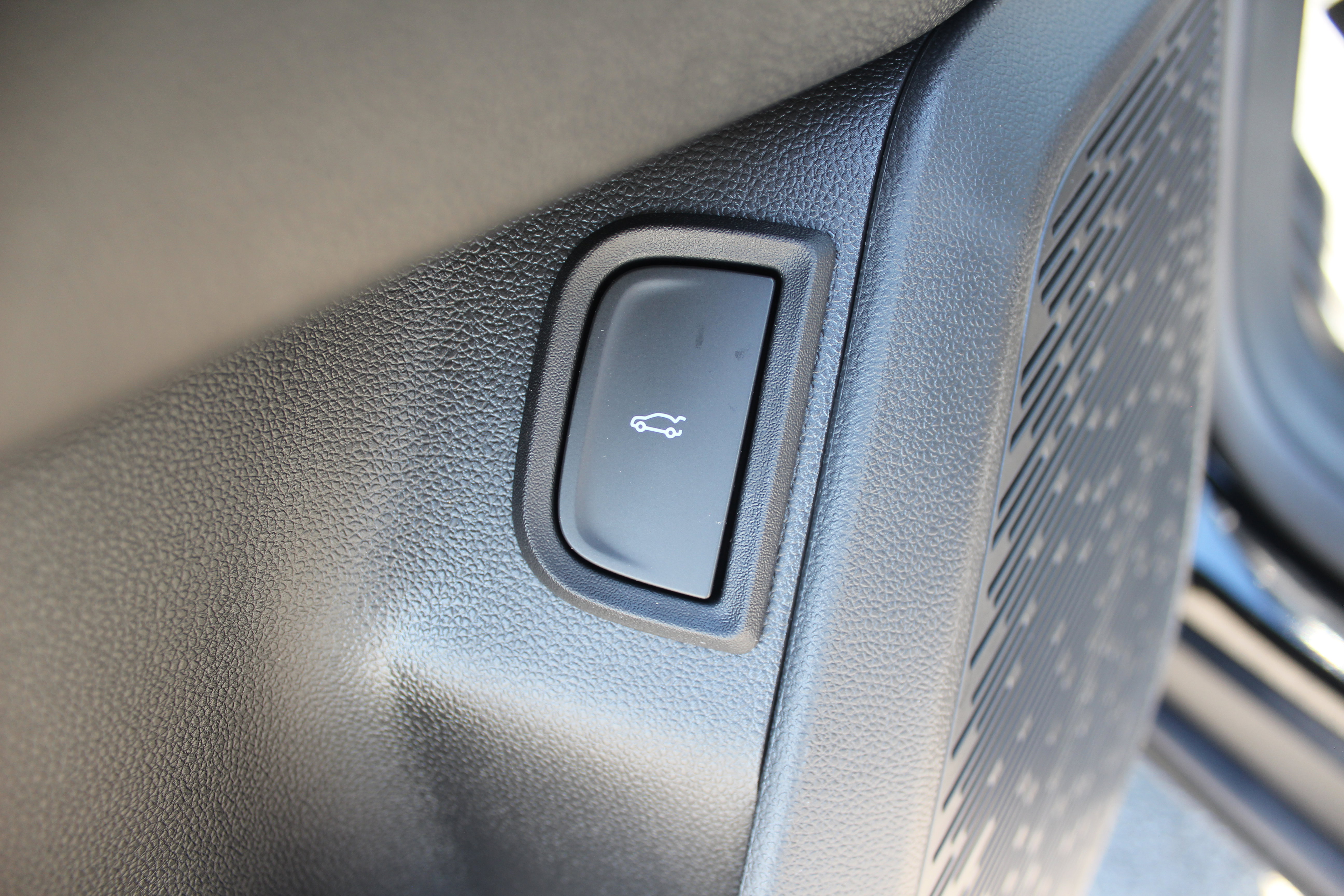 New 2026 Chevrolet Equinox LT w/ Convenience Package II image 32