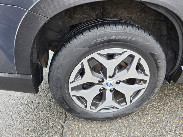 Used 2023 Subaru Forester Premium image 26