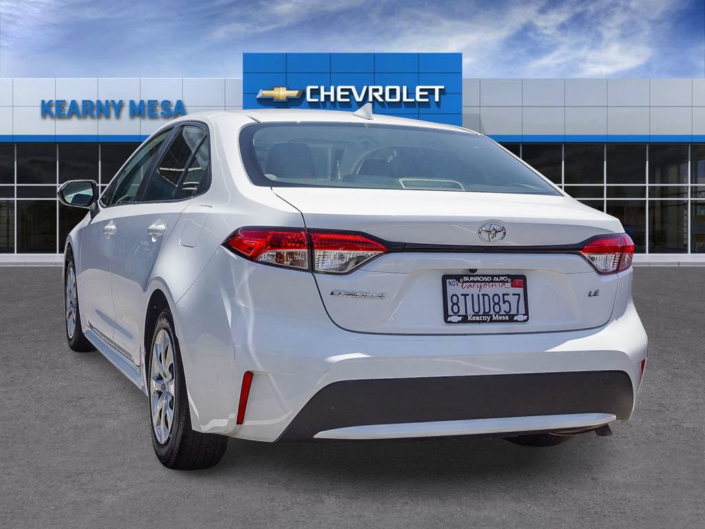 Used 2021 Toyota Corolla LE w/ Carpet Mat Package (TMS) FWD image 4