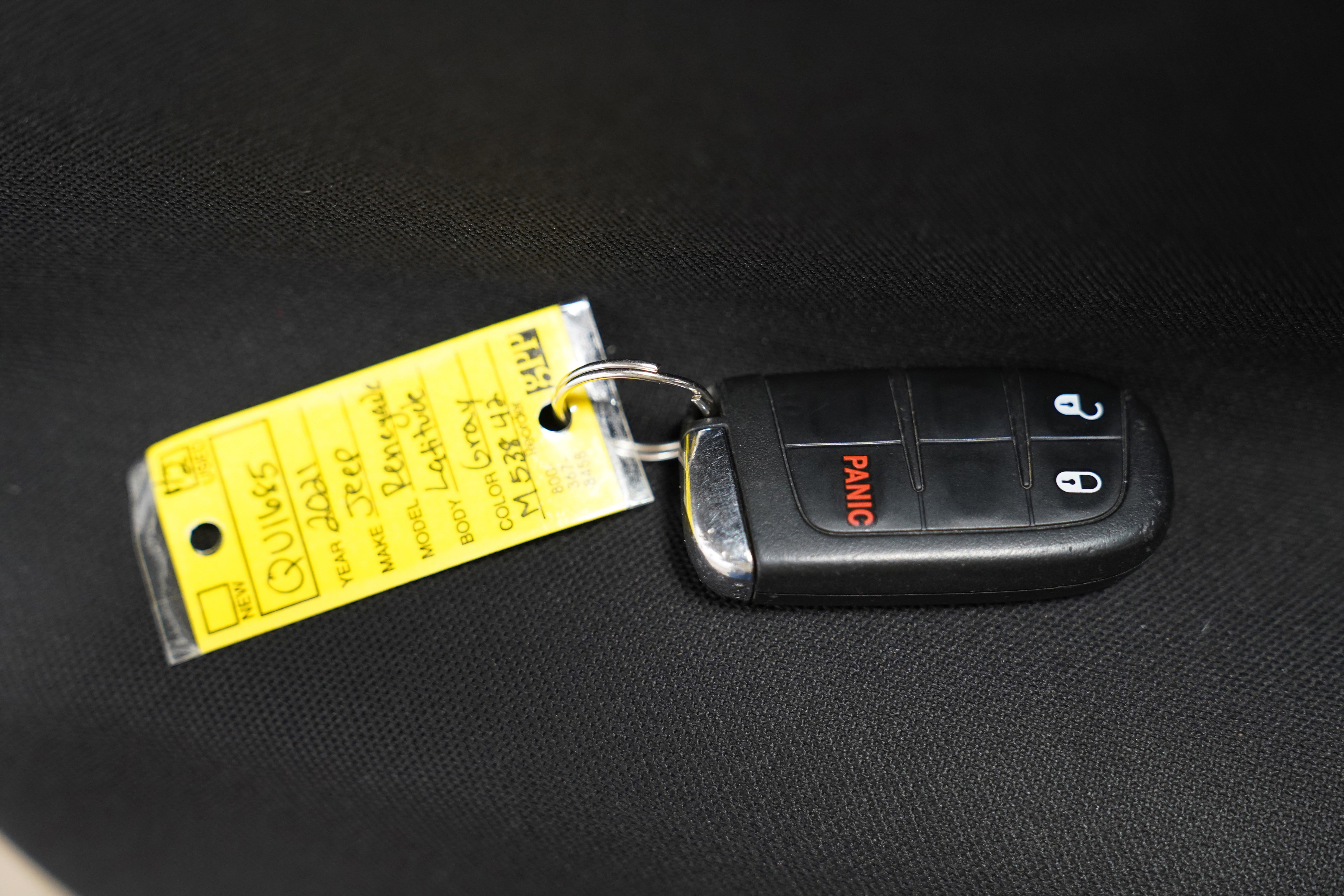 Used 2021 Jeep Renegade Latitude image 31