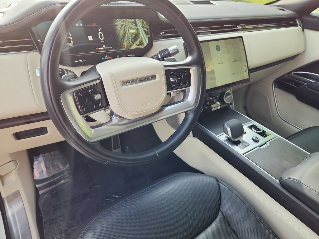 Used 2022 Land Rover Range Rover Long Wheelbase SE AWD/4WD image 15