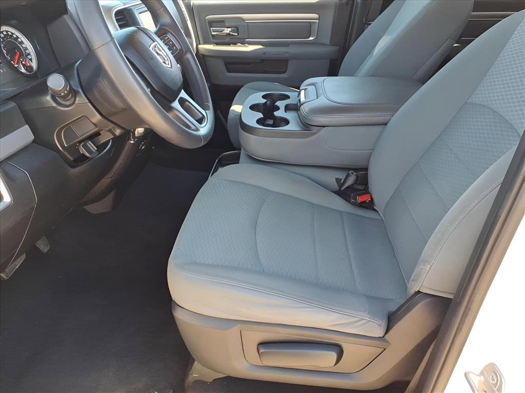 Used 2019 RAM 1500 Classic SLT image 14