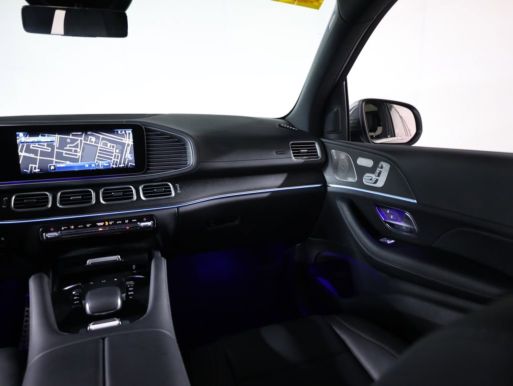 Used 2025 Mercedes-Benz GLS 450 4MATIC image 59