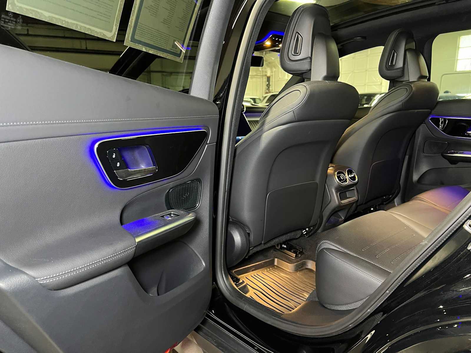 Certified 2026 Mercedes-Benz GLC 300 4MATIC image 18
