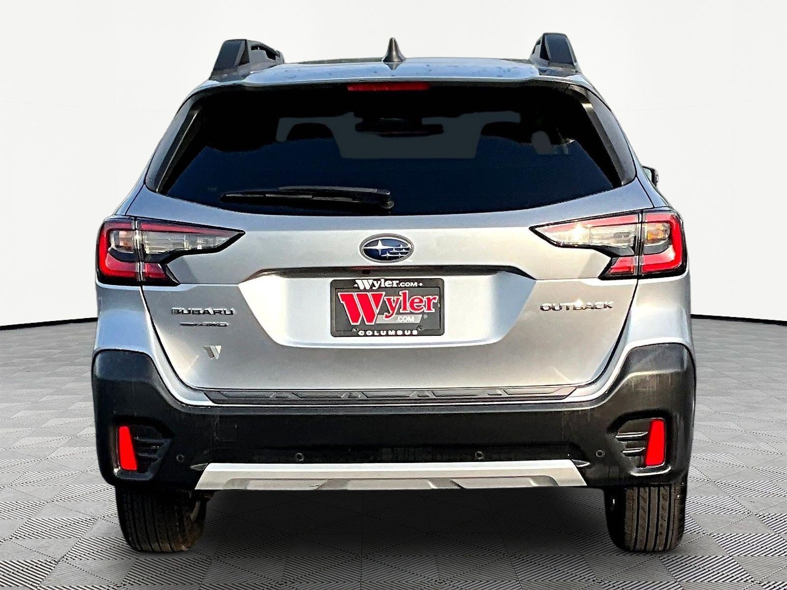Used 2022 Subaru Outback Limited w/ Popular Package #2 AWD/4WD image 5