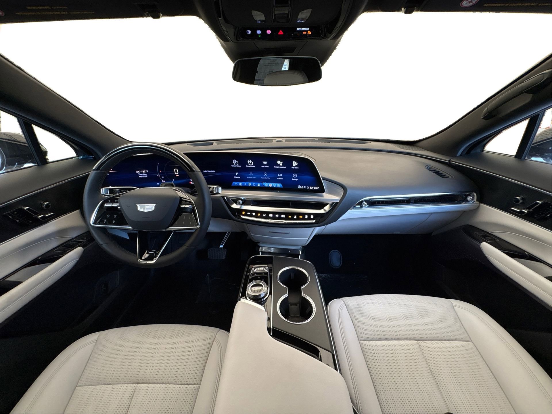 New 2026 Cadillac Lyriq Luxury image 23