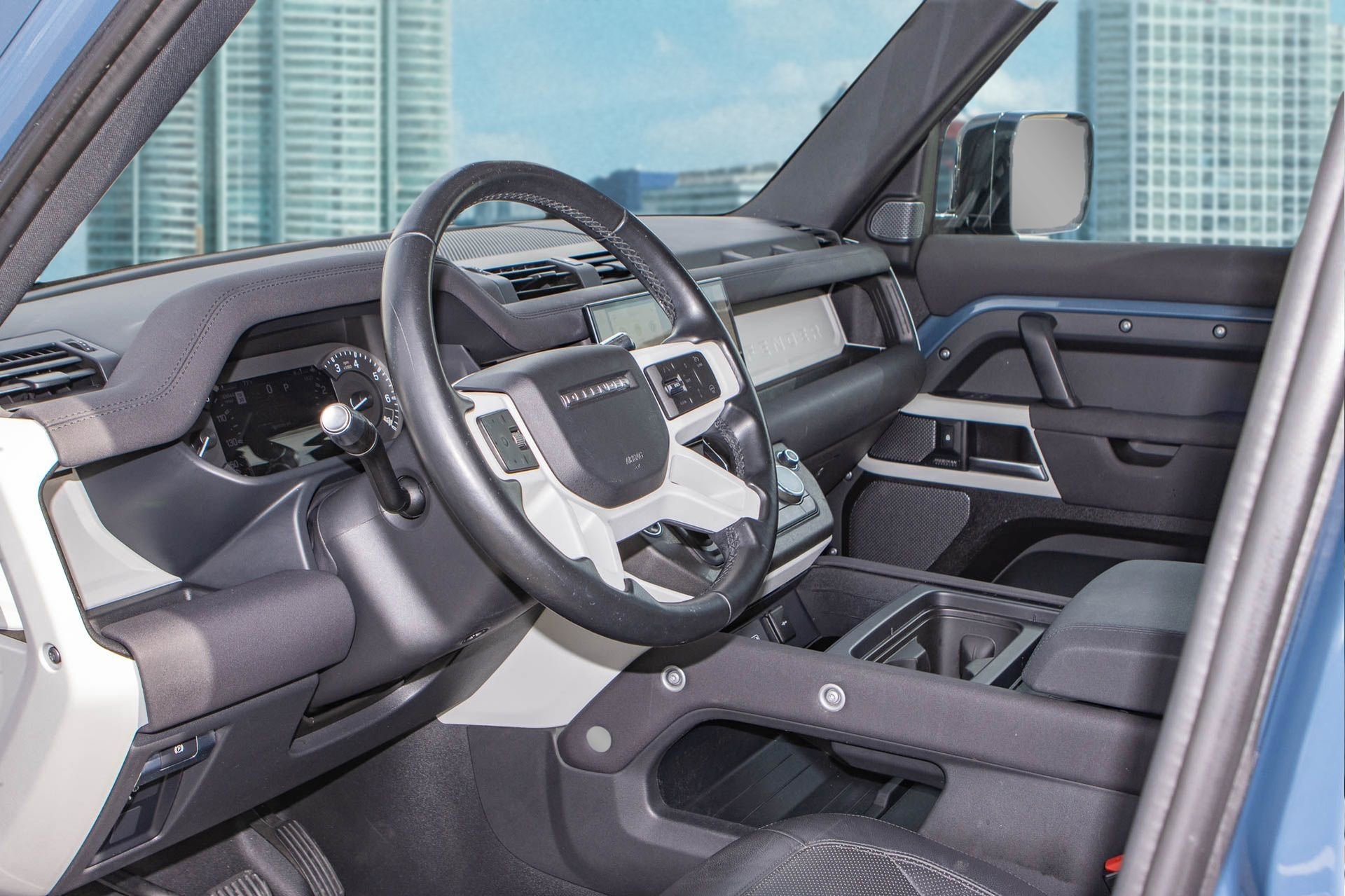 Used 2022 Land Rover Defender 110 SE image 14