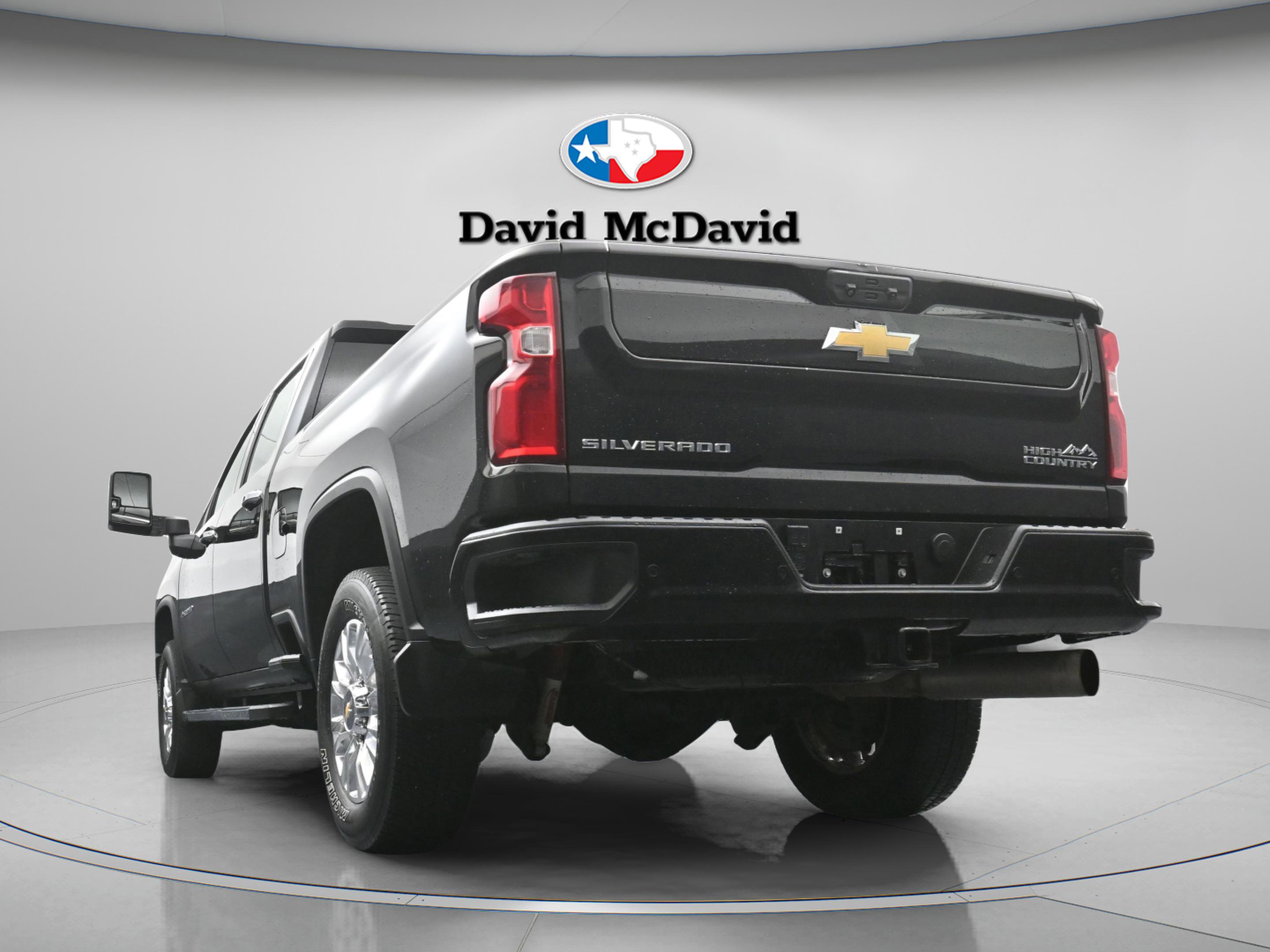 Used 2023 Chevrolet Silverado 2500 High Country w/ Safety Package II AWD/4WD image 35