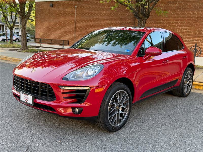 Used 2016 Porsche Macan S AWD/4WD image 3