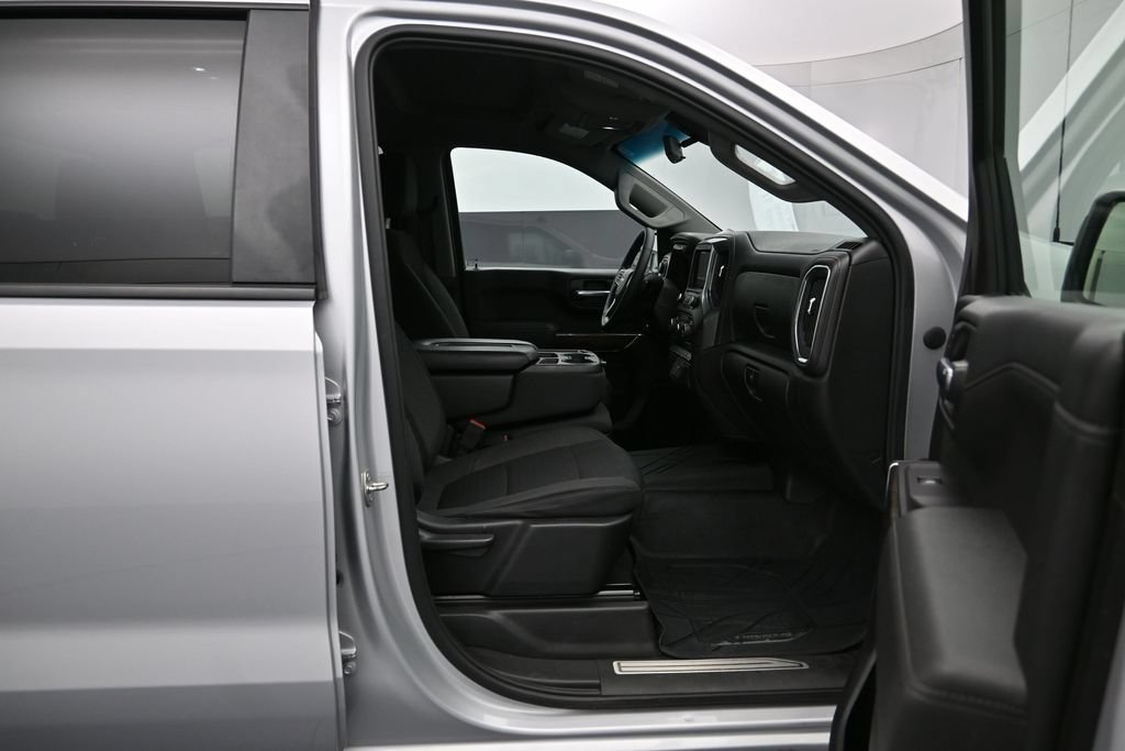 Used 2021 Chevrolet Silverado 1500 LT AWD/4WD image 26