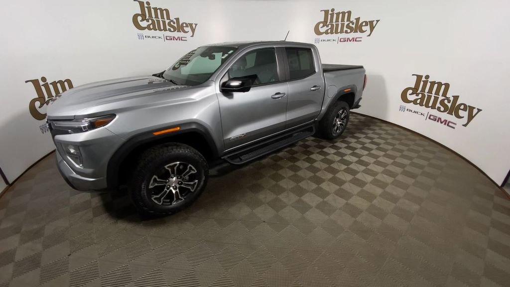 Used 2023 GMC Canyon AT4 w/ Technology Package AWD/4WD image 4