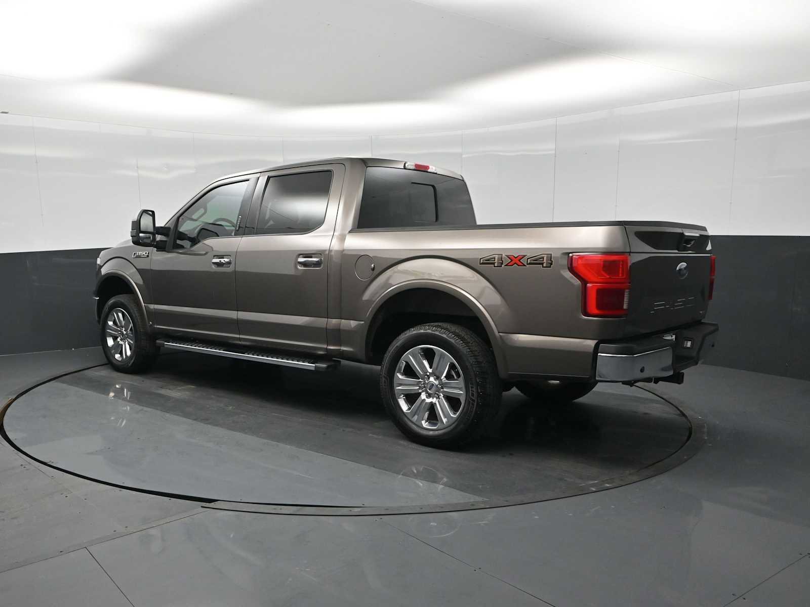 Used 2019 Ford F150 Lariat w/ Equipment Group 502A Luxury image 6