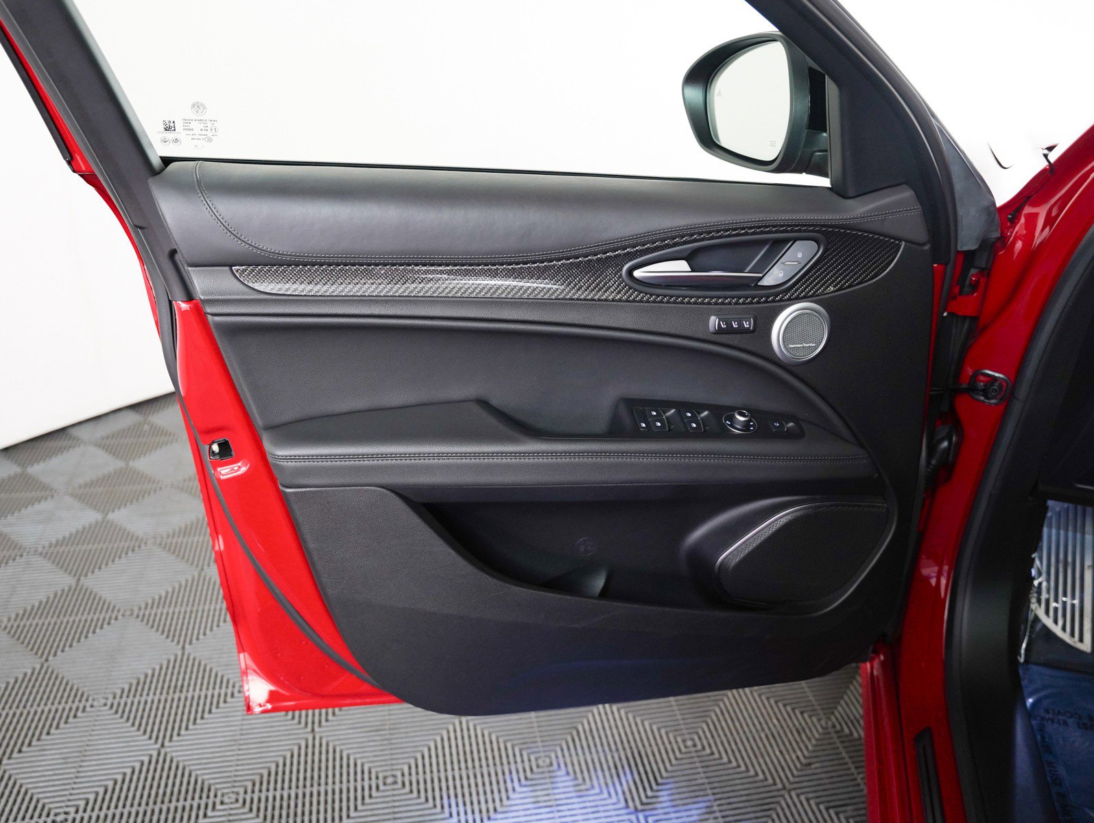 Used 2022 Alfa Romeo Stelvio Quadrifoglio w/ Active Assist Plus Package image 19