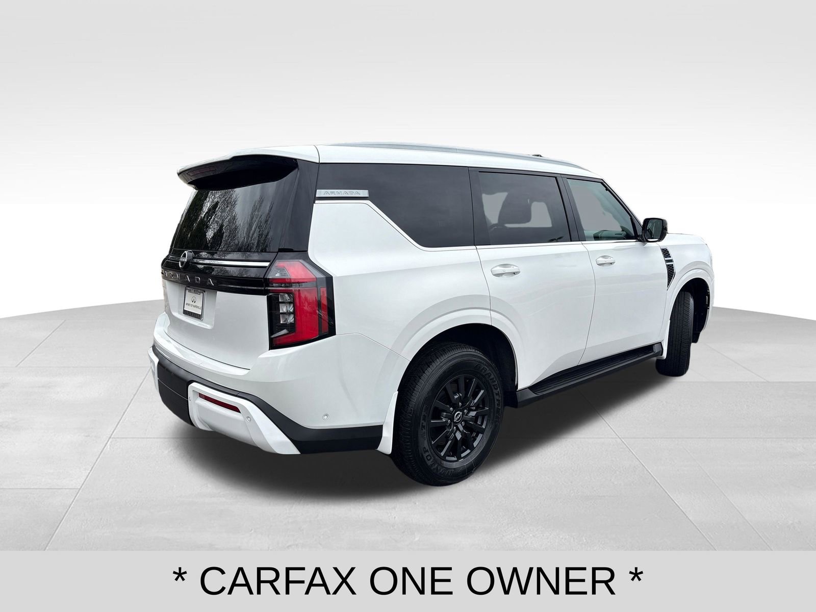 Used 2025 Nissan Armada SV AWD/4WD image 5