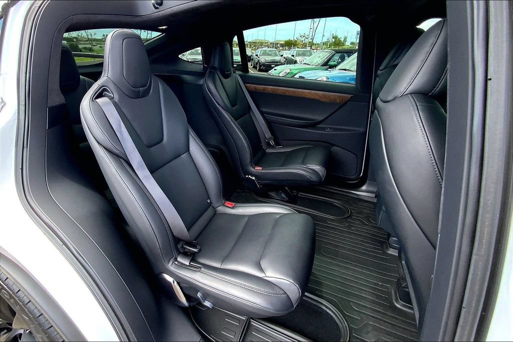 Used 2020 Tesla Model X Performance AWD/4WD image 25