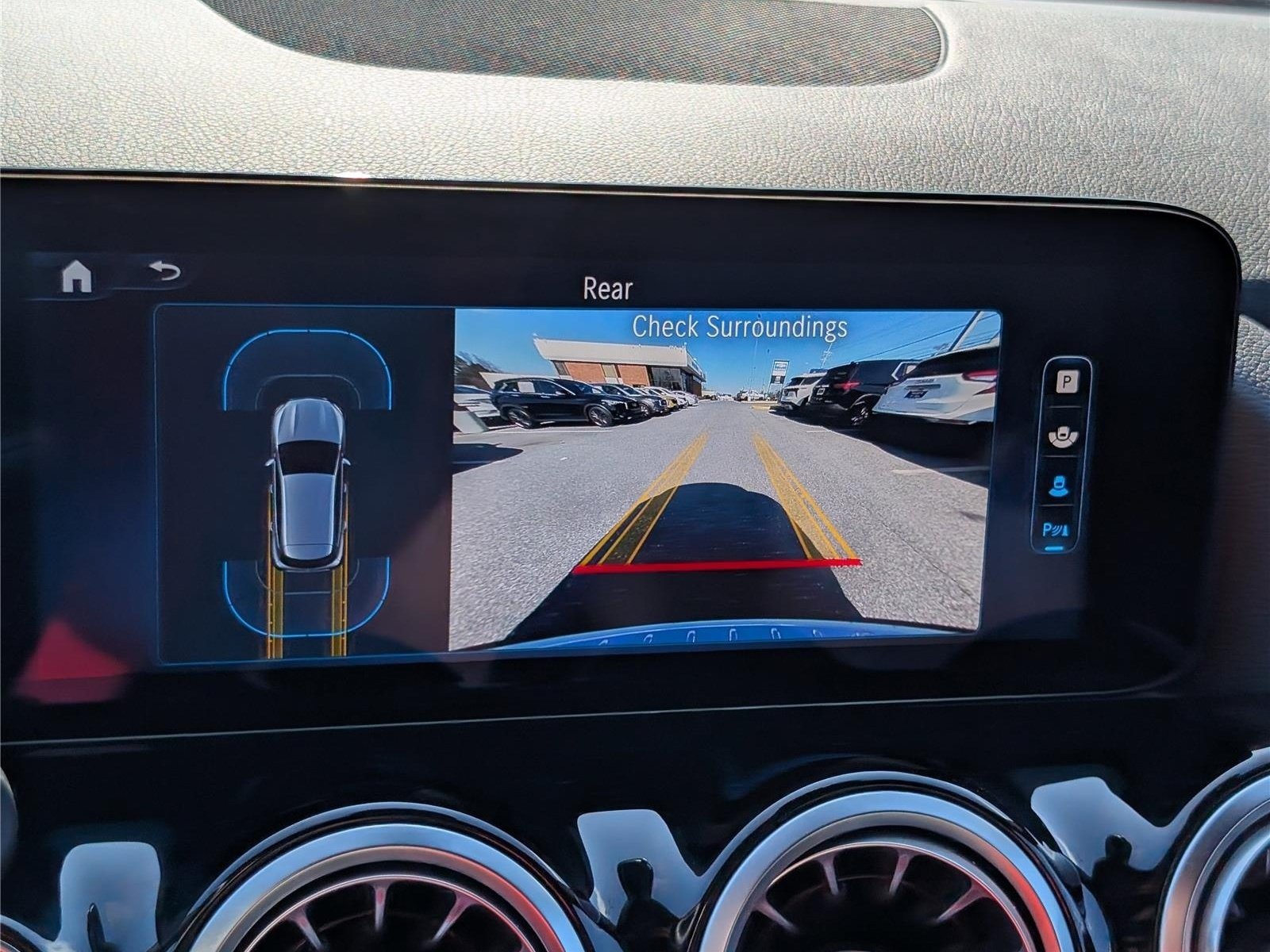 Used 2025 Mercedes-Benz GLA 250 image 28