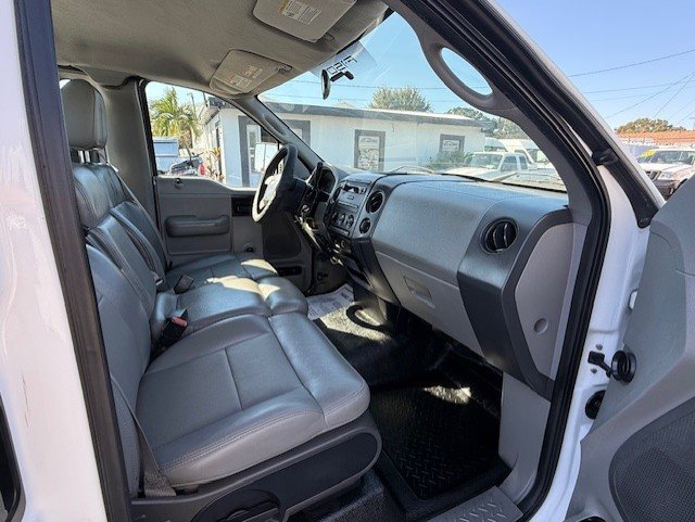 Used 2005 Ford F150 XL RWD image 14