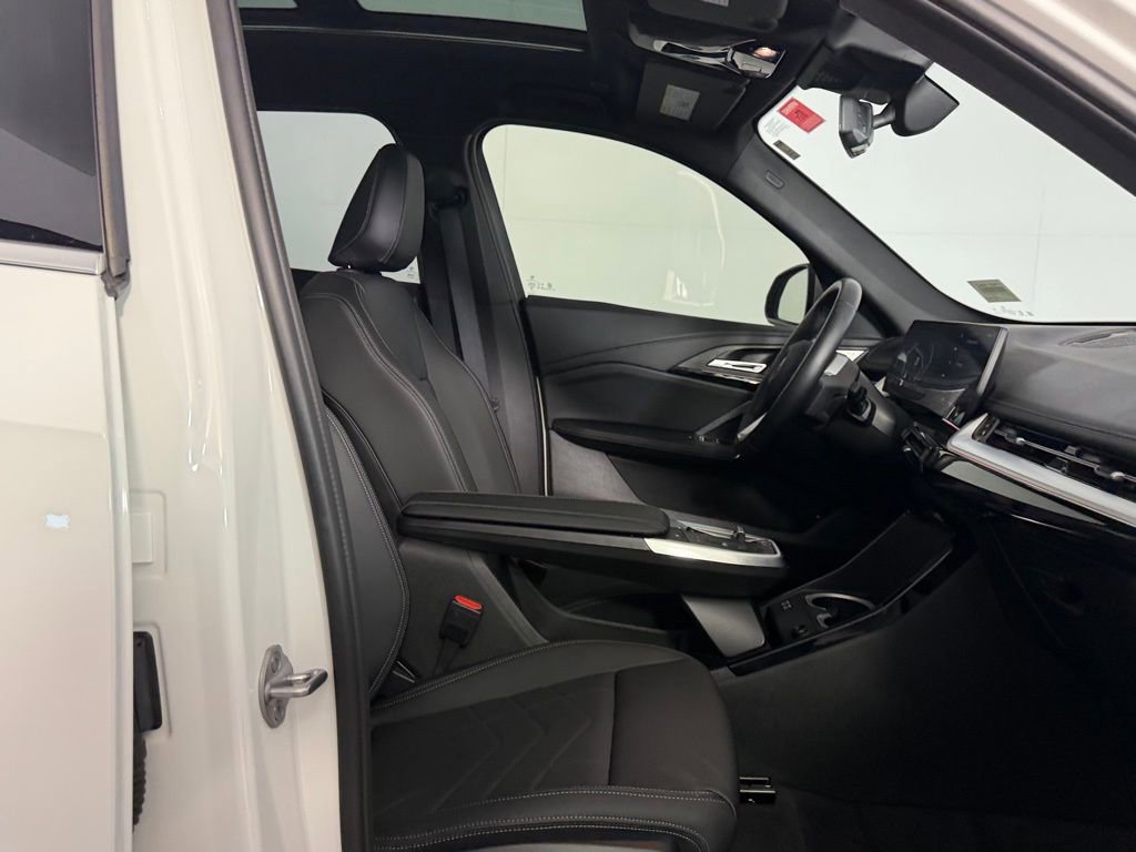 Used 2024 BMW X1 xDrive28i w/ Convenience Package image 31