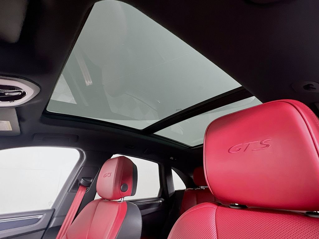 Certified 2023 Porsche Macan GTS image 14