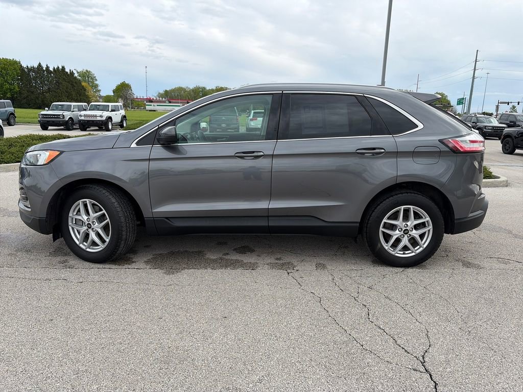 Used 2024 Ford Edge SEL w/ Convenience Package AWD/4WD image 4