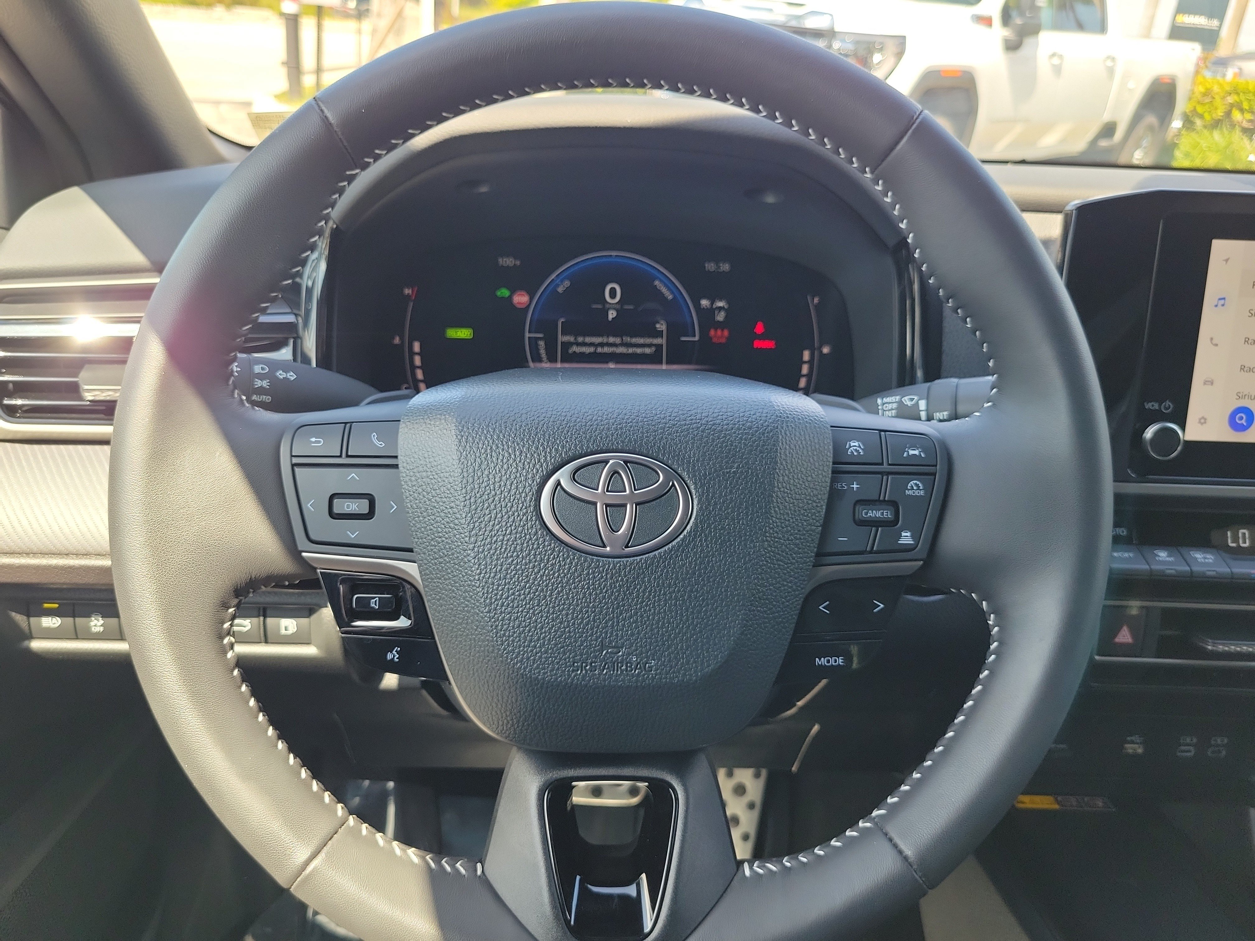 Used 2025 Toyota Camry SE FWD image 15