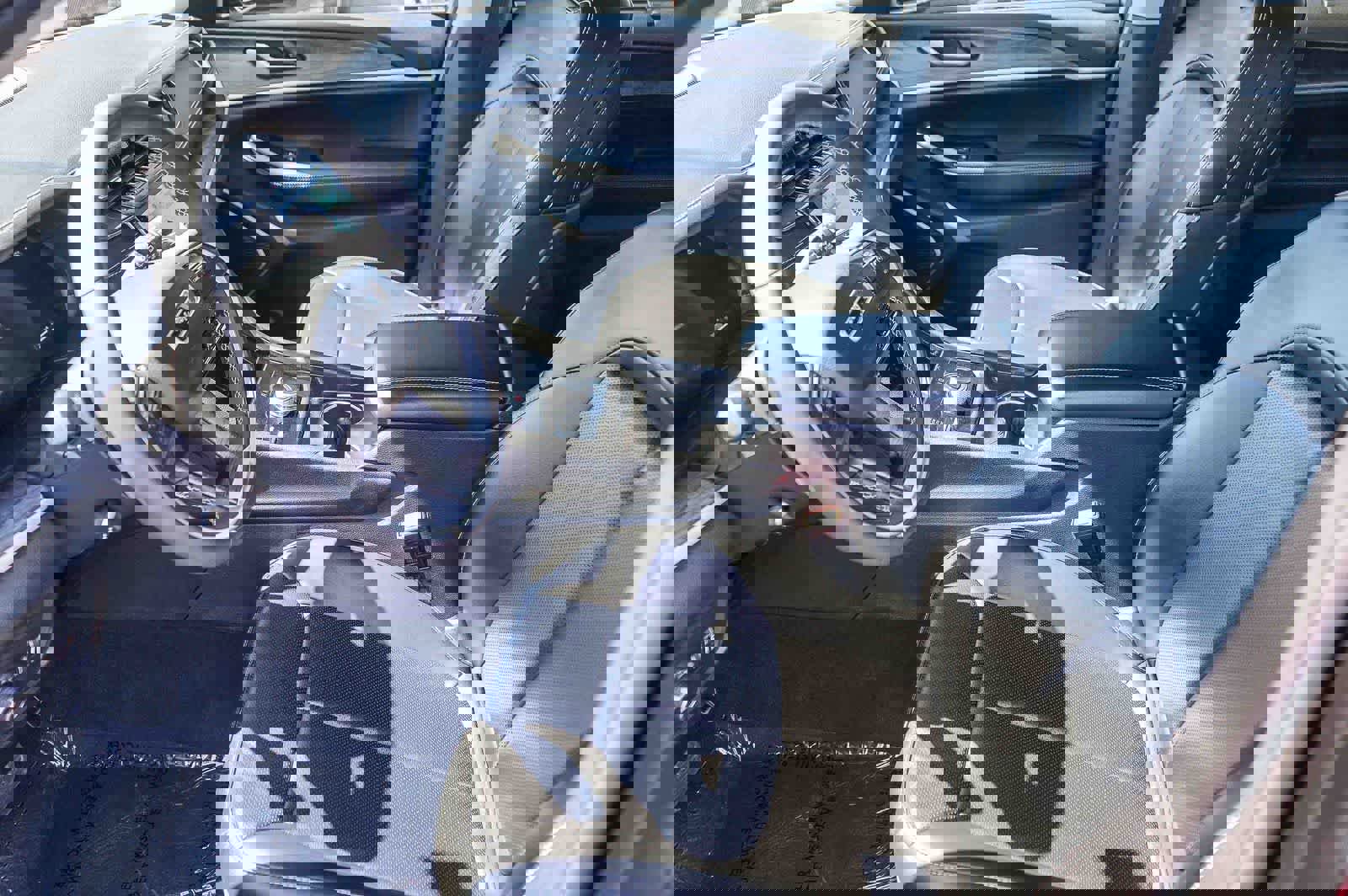 Used 2024 Jeep Grand Cherokee L Limited w/ Luxury Tech Group II image 17