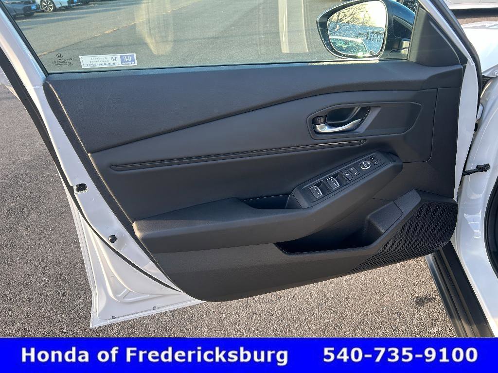 Certified 2025 Honda Accord SE image 10