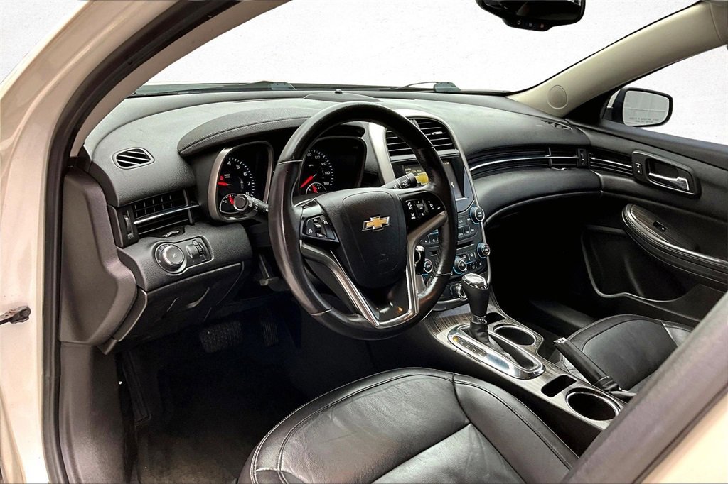 Used 2014 Chevrolet Malibu LT image 15
