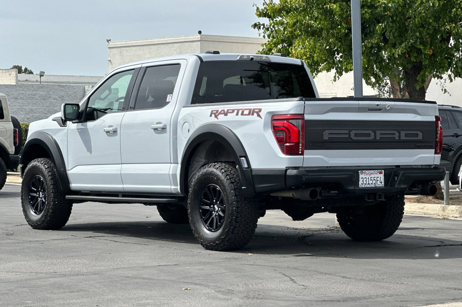Used 2025 Ford F150 Raptor AWD/4WD image 6