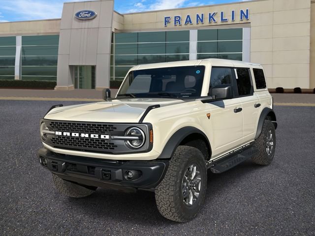 New 2025 Ford Bronco Badlands image 3