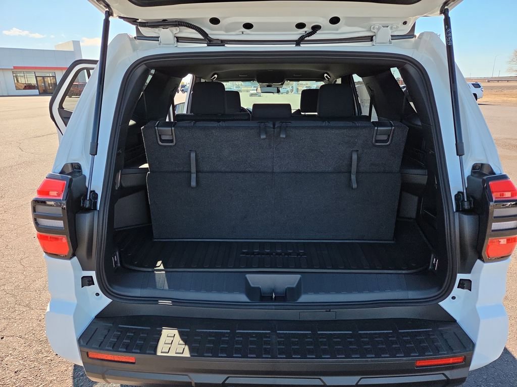 New 2026 Toyota 4Runner SR5 image 17