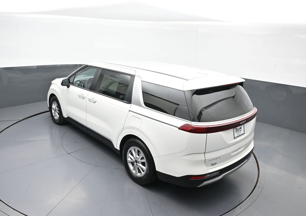Used 2024 Kia Carnival LX FWD image 39