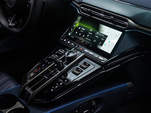 Used 2026 Aston Martin V8 Vantage Coupe image 13