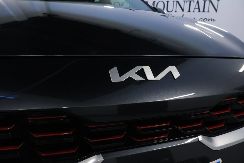 Used 2023 Kia Forte GT-Line image 9