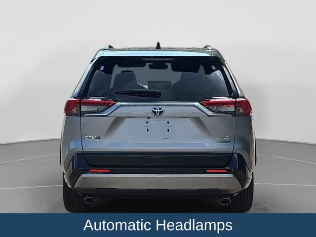 Used 2023 Toyota RAV4 XSE AWD/4WD image 5