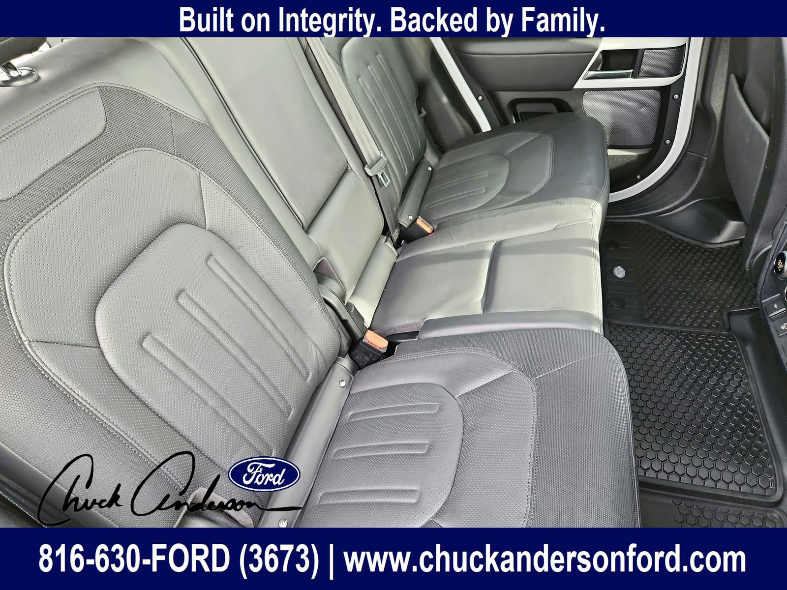 Used 2021 Land Rover Defender 110 X-Dynamic HSE image 28