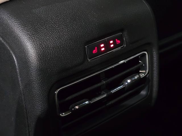 New 2025 Lincoln Corsair Reserve w/ Equipment Group 202A image 35