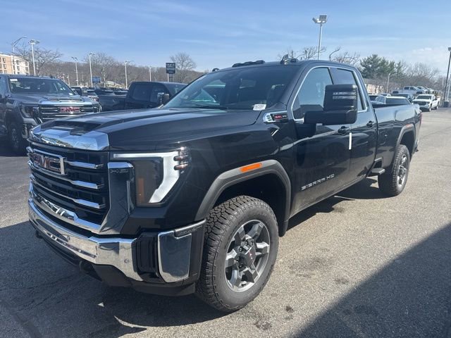 New 2026 GMC Sierra 2500 SLE image 3