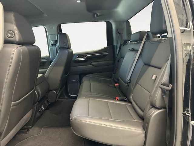 Used 2024 GMC Sierra 1500 SLT AWD/4WD image 19