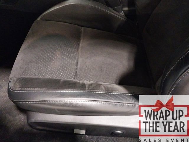 Used 2023 Dodge Challenger GT w/ Plus Package image 3