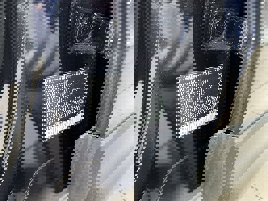 Used 2023 Volkswagen Taos SE w/ Panoramic Sunroof Package image 14