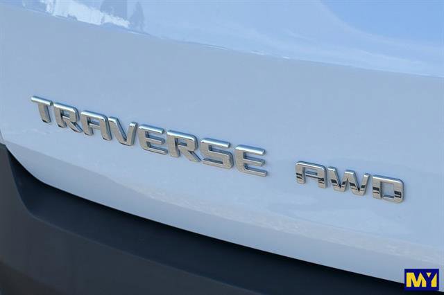 Used 2021 Chevrolet Traverse LS w/ LPO, Cargo Package image 38
