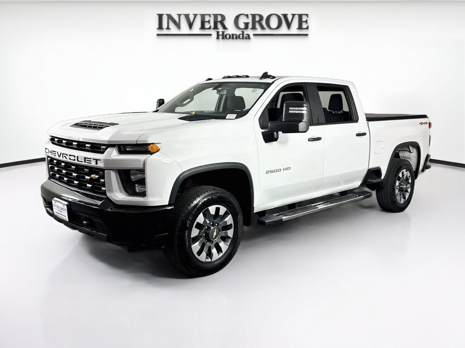 Used 2022 Chevrolet Silverado 2500 Custom w/ Custom Value Package AWD/4WD image 1