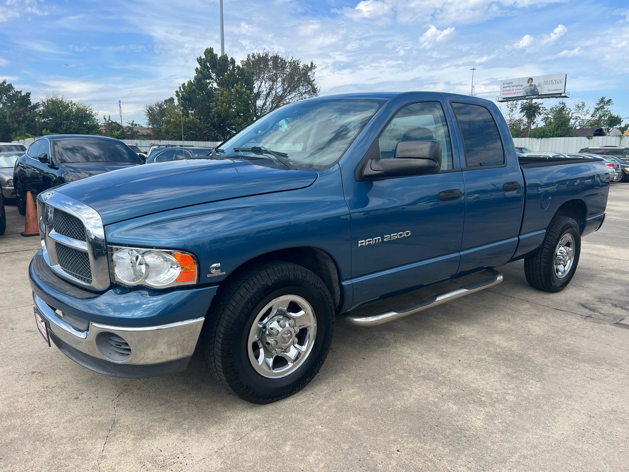 Used 2003 Dodge Ram 2500 Truck SLT image 2