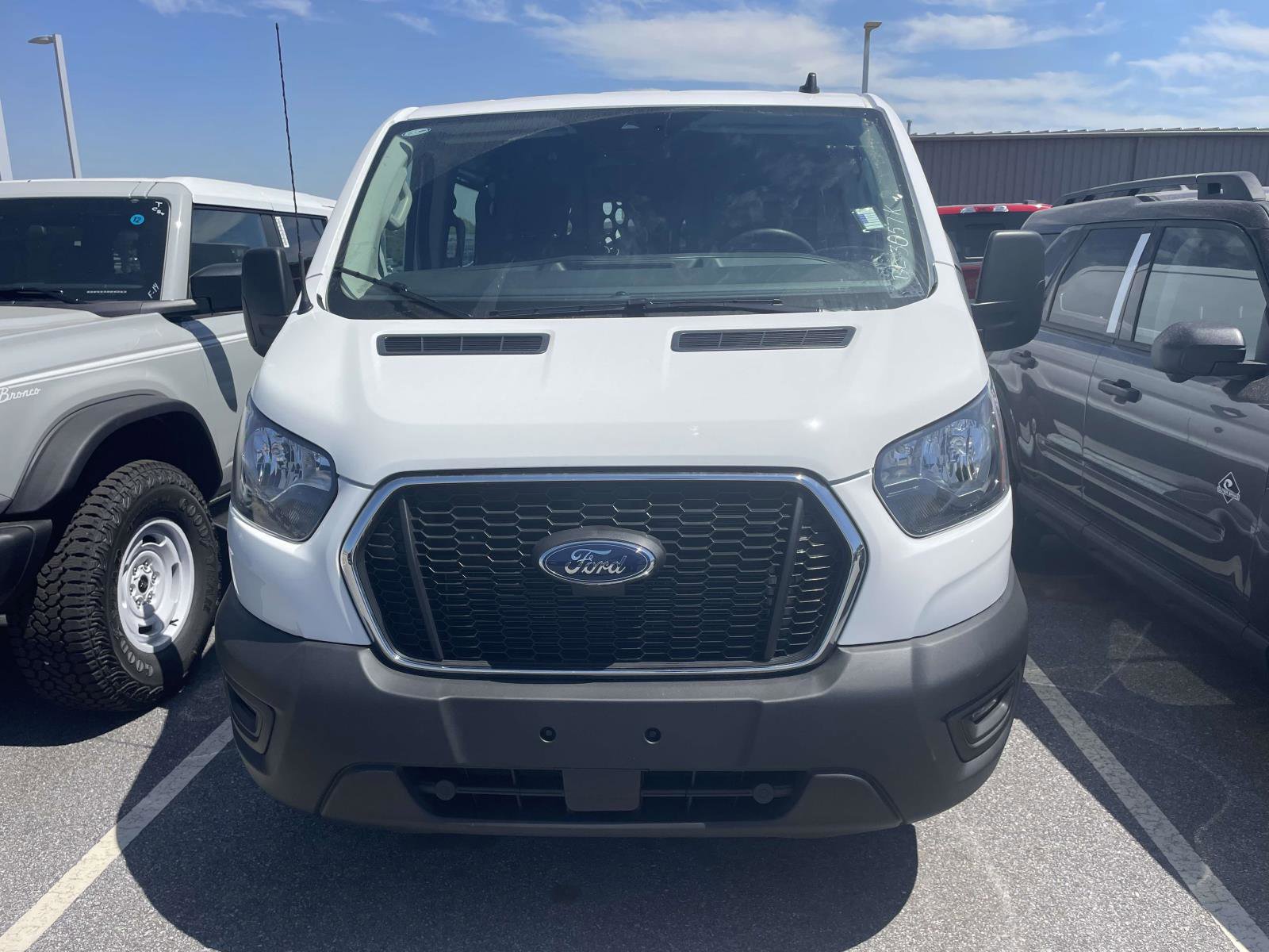 Used 2025 Ford Transit 250 Low Roof w/ Exterior Upgrade Package RWD video 2