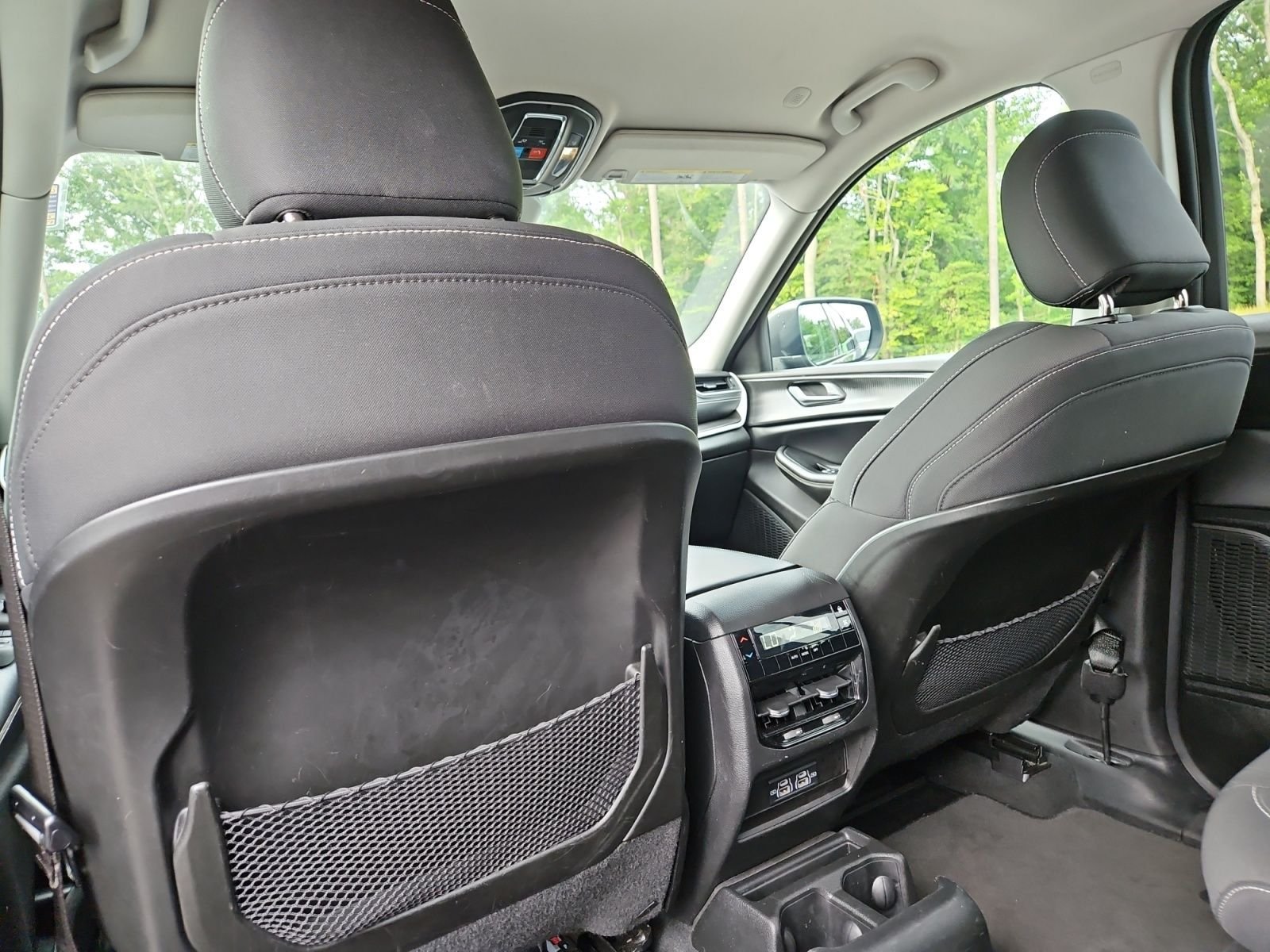 Used 2023 Jeep Grand Cherokee L Laredo RWD image 21